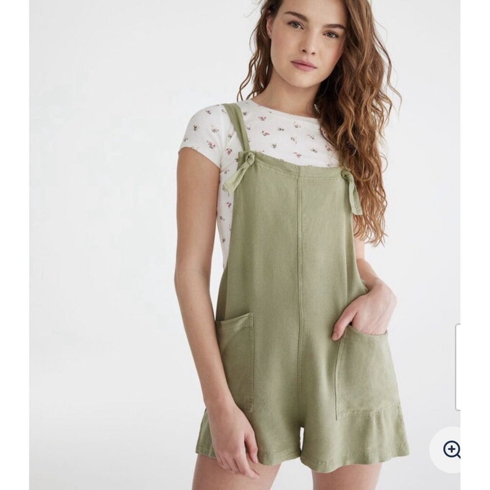 Aeropostale Women's Green Utility Overall Romper Size XSmall Linen Viscose